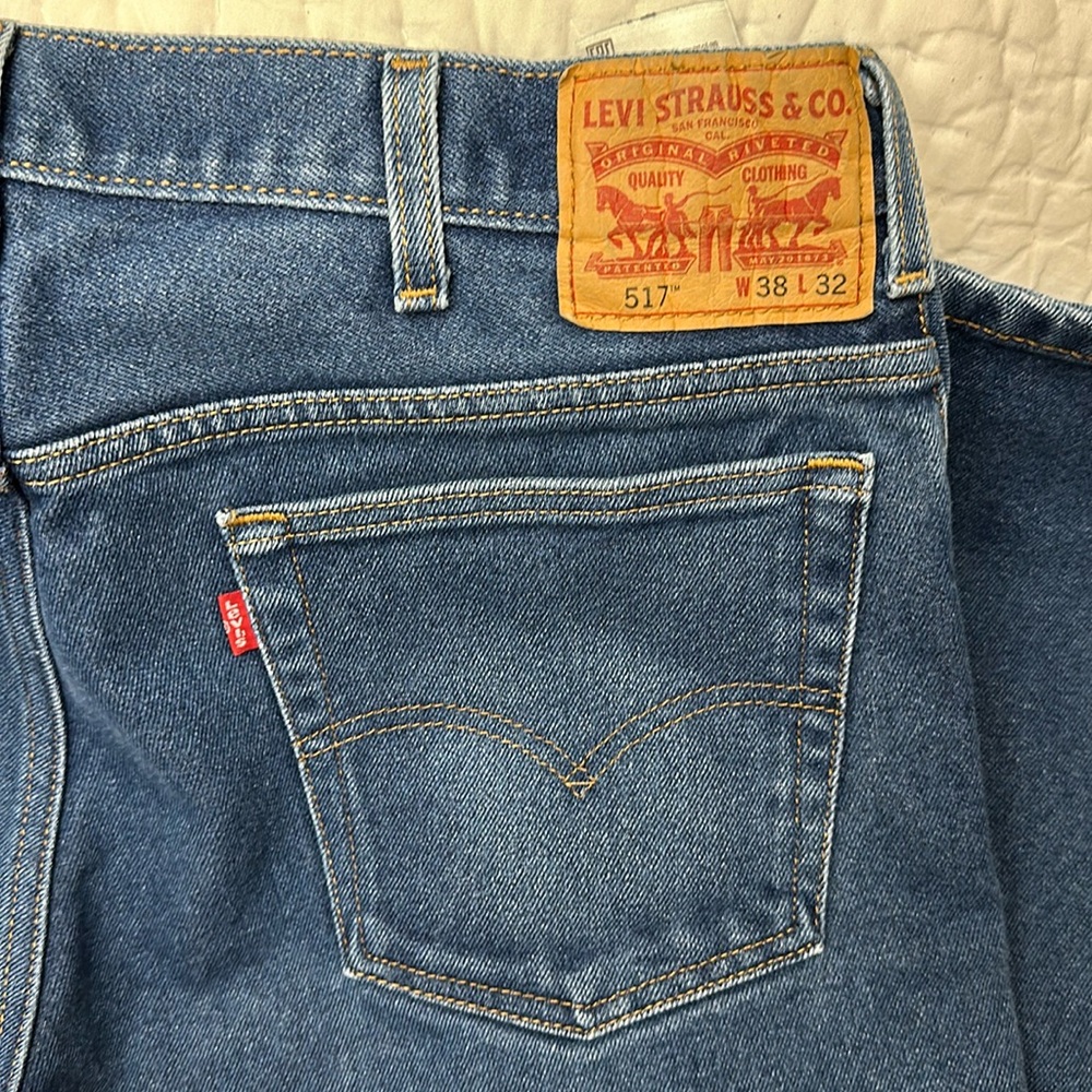 Men’s Levi’s 517 Size: 38/32